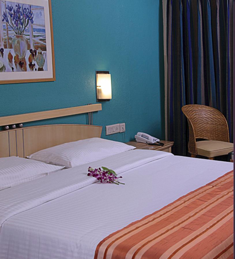 The Royal Orchid Hotel, Chembur Мумбаи Экстерьер фото