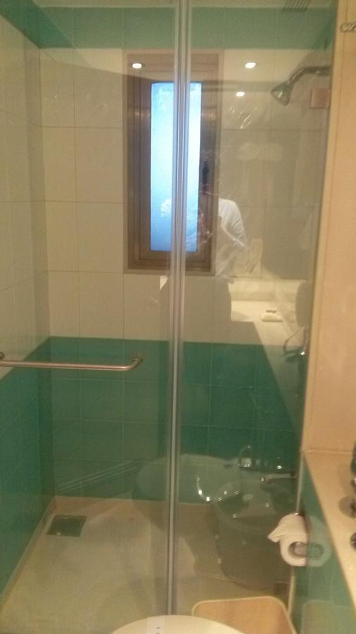 The Royal Orchid Hotel, Chembur Мумбаи Экстерьер фото
