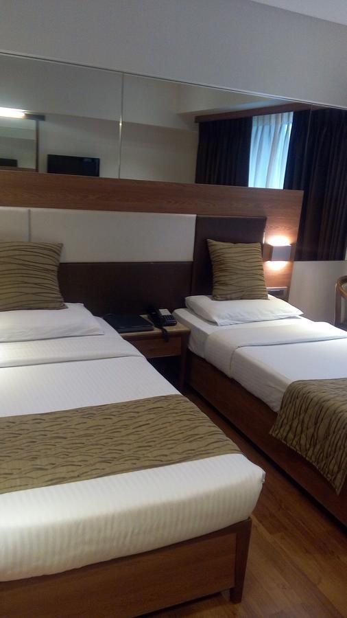 The Royal Orchid Hotel, Chembur Мумбаи Экстерьер фото