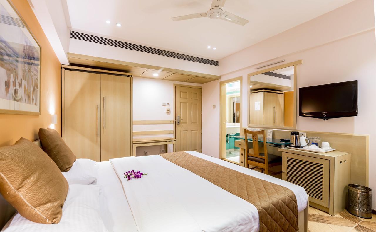 The Royal Orchid Hotel, Chembur Мумбаи Экстерьер фото